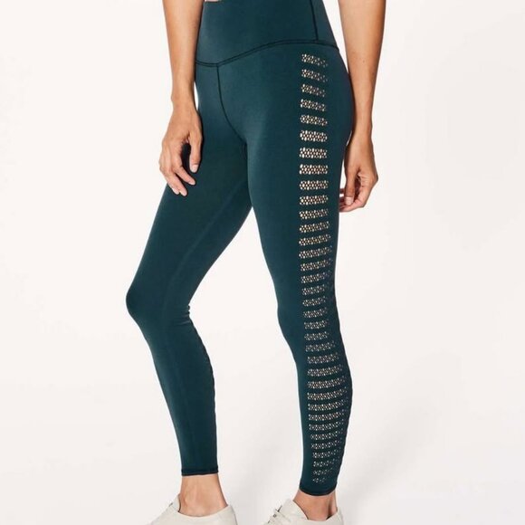 Lululemon Reveal 7/8 Tight (Stripes 25") - Picture 1 of 5